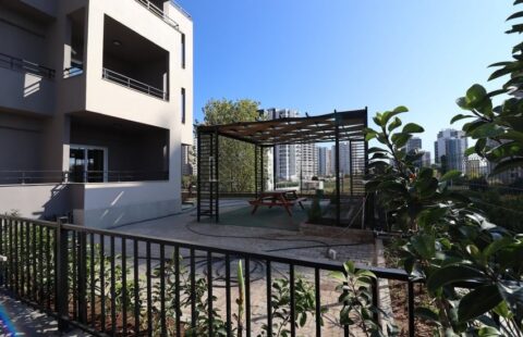 Newly Built Apartments within Walking Distance to the Beach in Mersin Erdemli