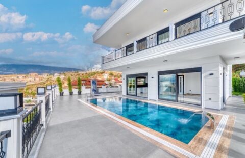 Seaview Villa with Private Pool in Alanya Kargıcak