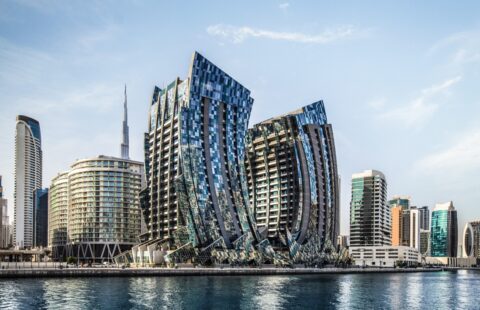 Sculpted Luxury on the Dubai Canal – A Fusion of Design, Innovation, and Lifestyle