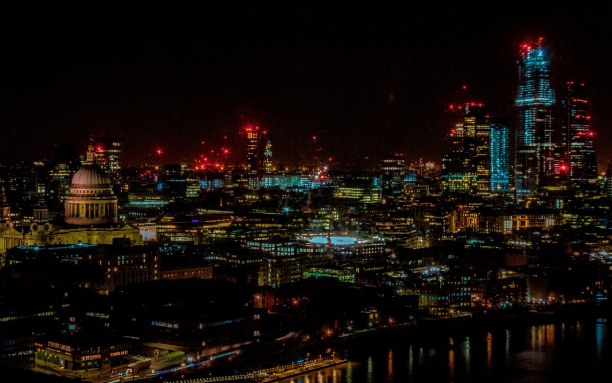 Residential Construction Investment UK: 2025 Guide for Developers and Investors