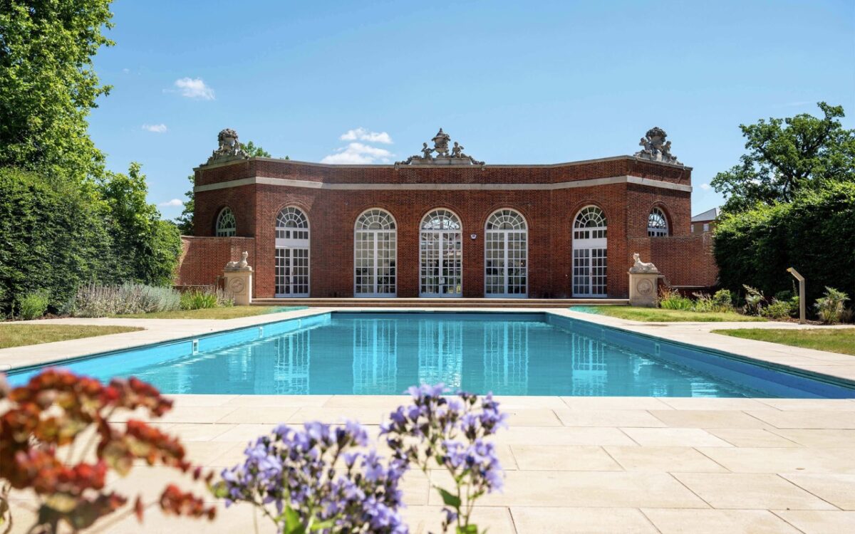 Trent Park: Luxury Living Amidst North London’s Historic Parkland