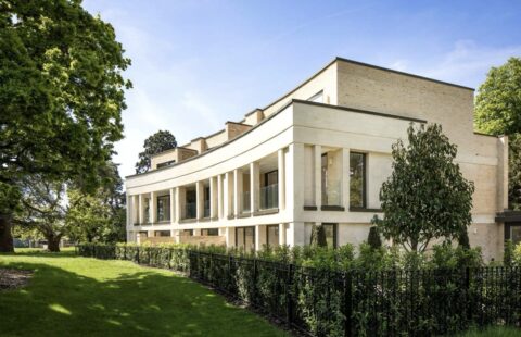 Elegant 5 Bedroom Luxury Villa in Thame, Oxfordshire with Parkland Views