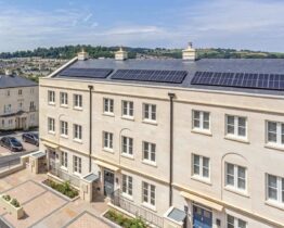 Elegant 5 Bedroom House Bath England with Valley Views