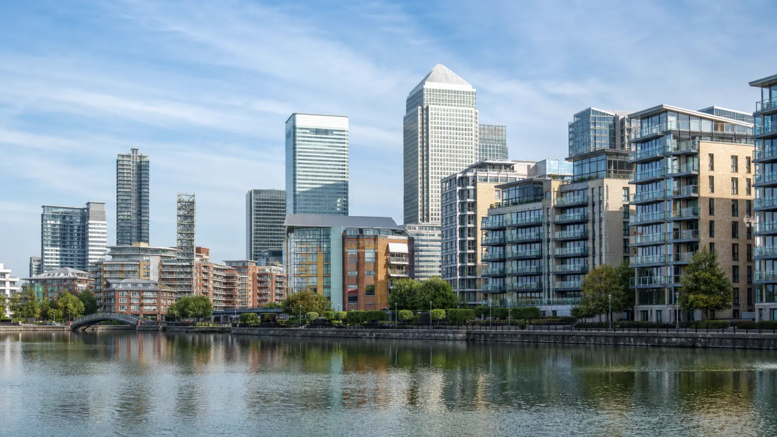 Living in Canary Wharf, London